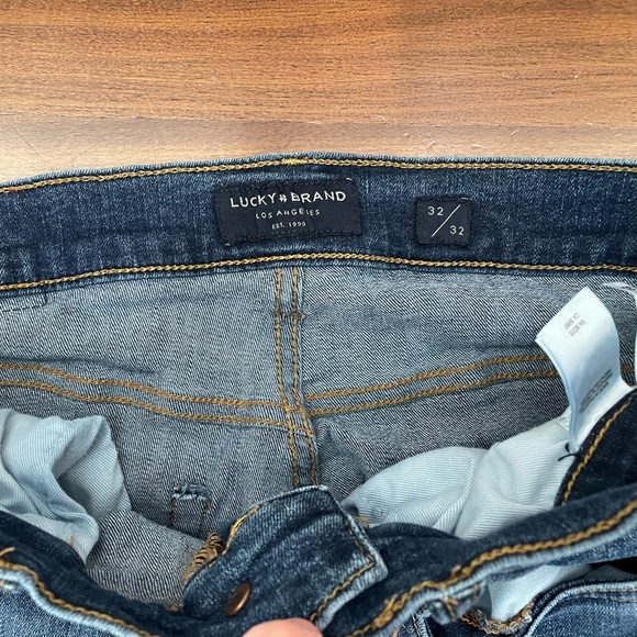 Men’s Lucky Brand Jeans - Picture 3 of 3